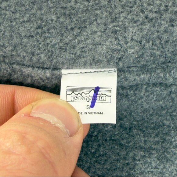 Patagonia NWT Women's Size Small Shelled Synchilla Reversible Vest 23025 Style - Picture 2 of 15